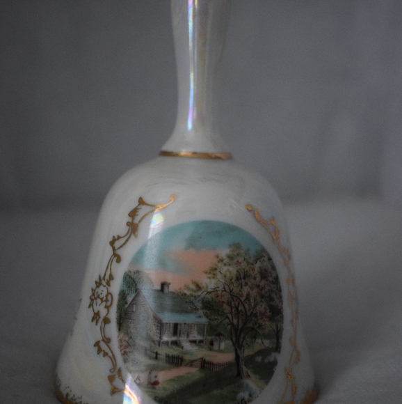 Norcrest Cameron Currier&Ives Spring bell| 9/10 - Picture 5 of 8
